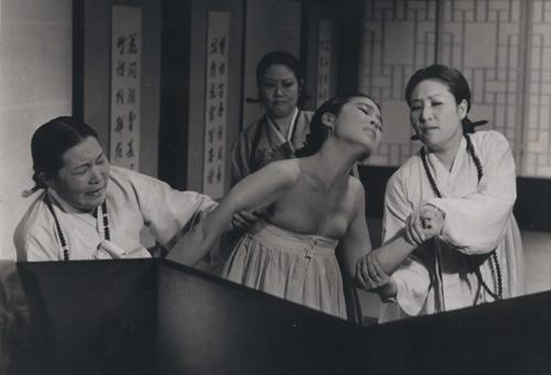 朱元璋赏给道士两位宫女,道士为啥要自宫才肯收下?